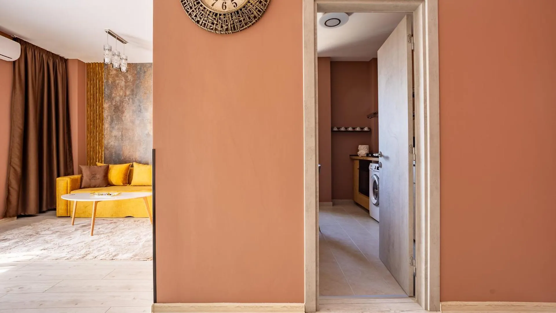 Luxury Sabina 35 Apartment Bucharest Romania