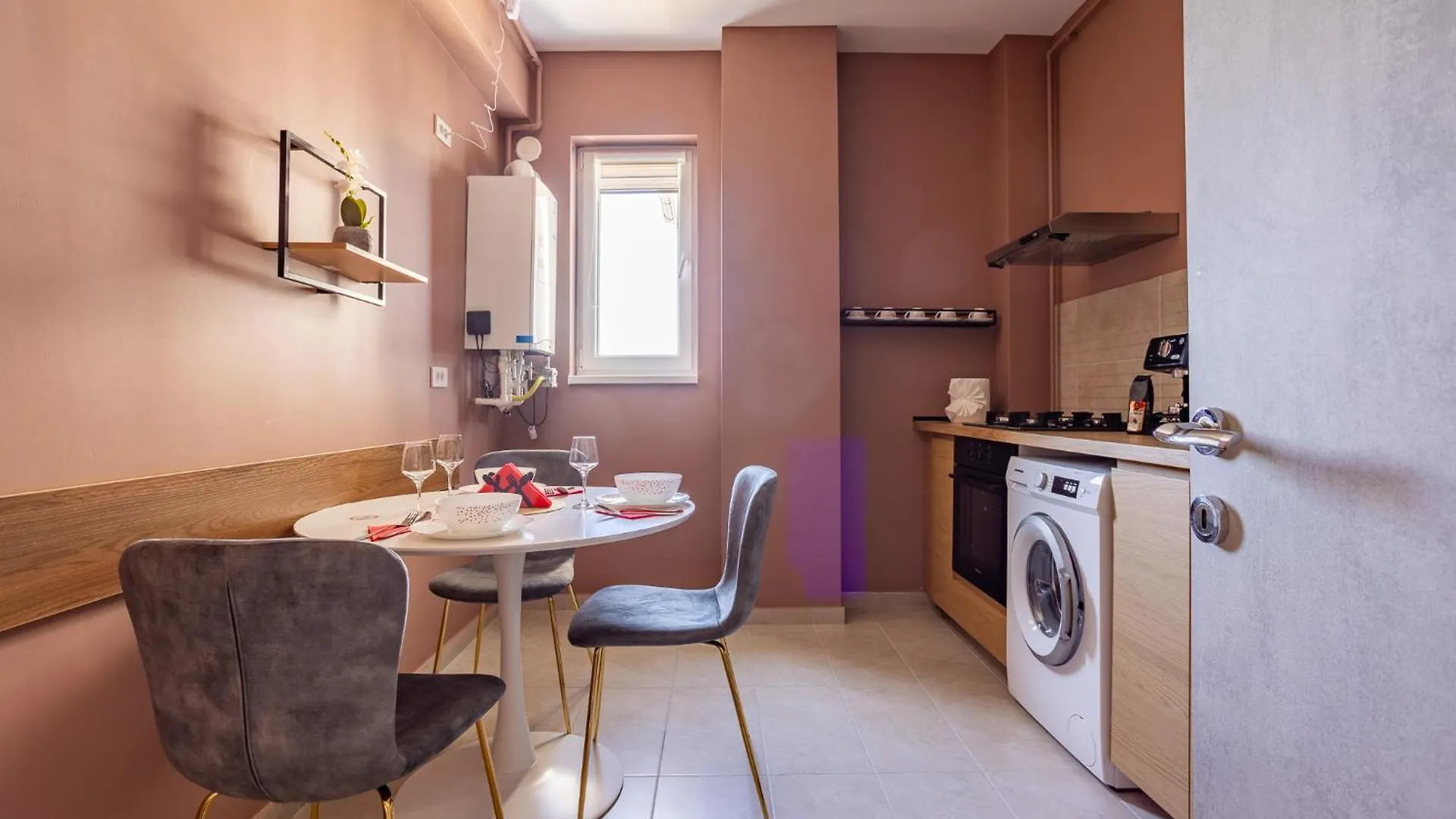 Luxury Sabina 35 Apartment Bucharest