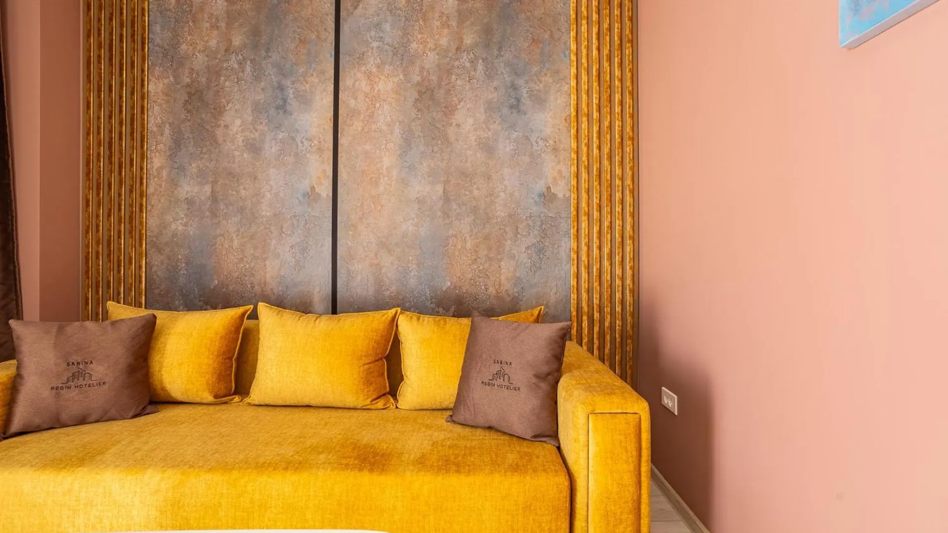 Luxury Sabina 35 Apartment Bucharest